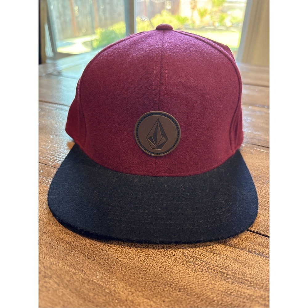 Volcom Men's Snapback Adjustable One Size Cap